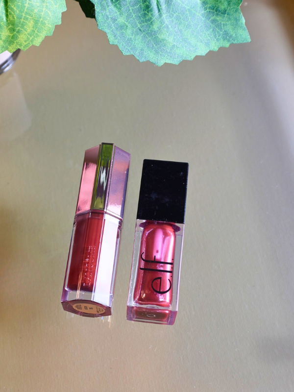 lancome Lip Idole JuicyTreat Oil-in-gloss in 60 Million-Dollar Berry vs. e.l.f. Glow Reviver Lip Oil in Jam Session