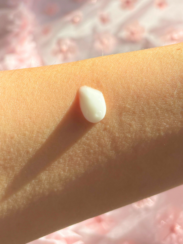 avene cleanance mattifying emulsion